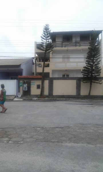 Apartamentos: Acesso as melhores praias Região dos Lagos!